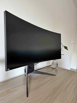 Dell Alienware AW3418DW 34.1" 3440 x 1440 120 Hz Curved Monitor