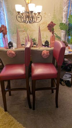 2 Bar Stools