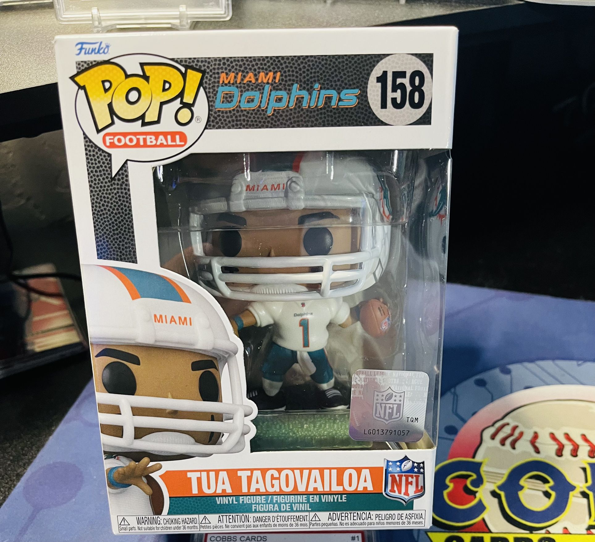 Miami Dolphins NFL Tua Tagovailoa Away Uniform Pop! Football Vinyl Figure #158 