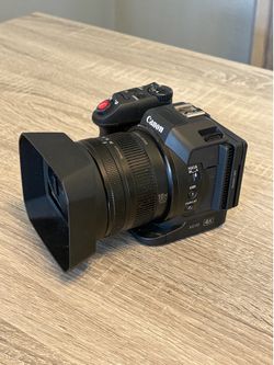 Canon XC10