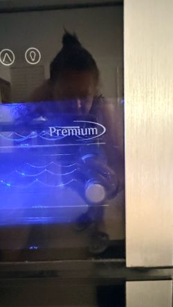 Dual zone wine cooler