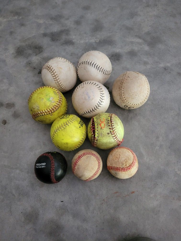 4 Large 3 Med 3 Small Baseball Balls