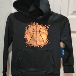 New W/Tags Boys Basketball Hoodie Size 8 🏀
