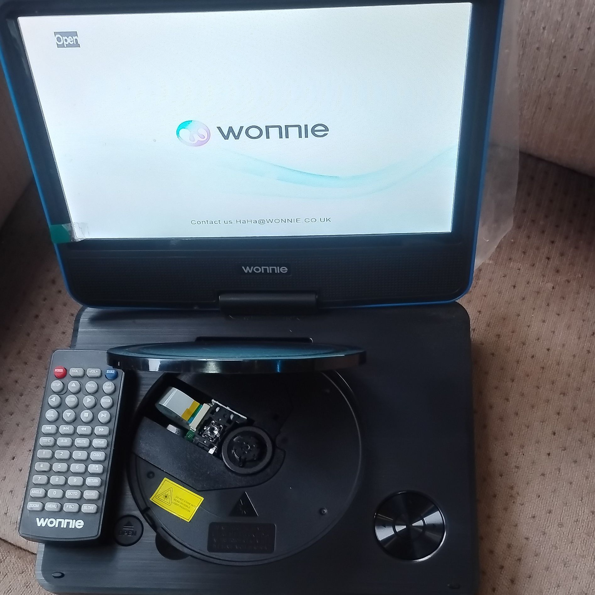 Wonnie Portable DVD Player with Remote Model # W-U928BL