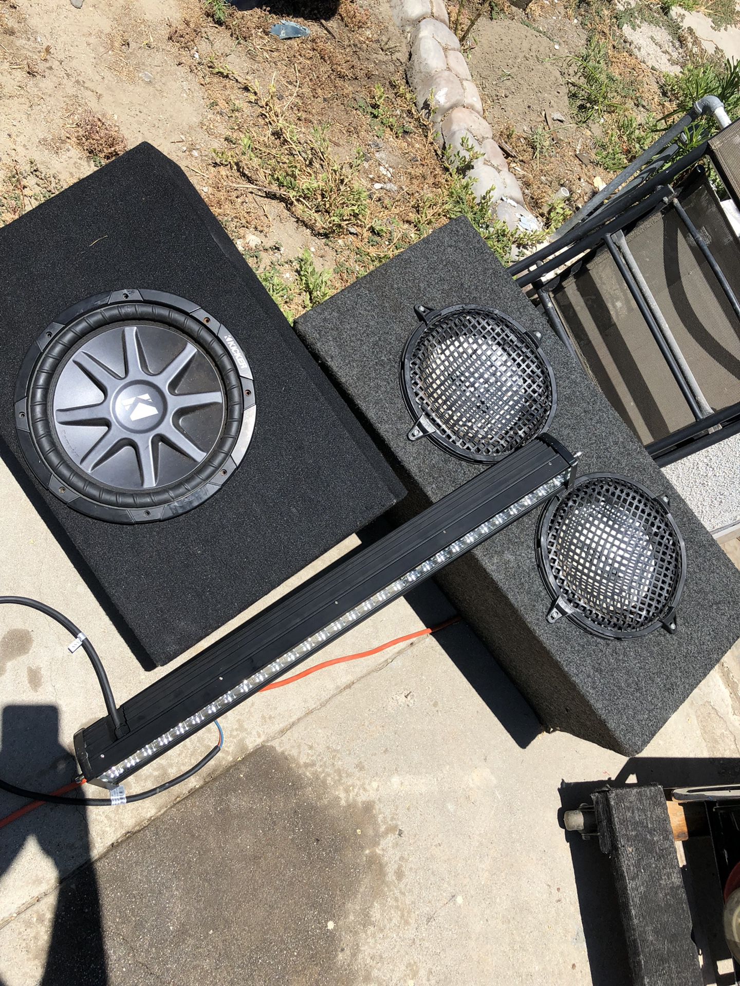 Speakers and light bar