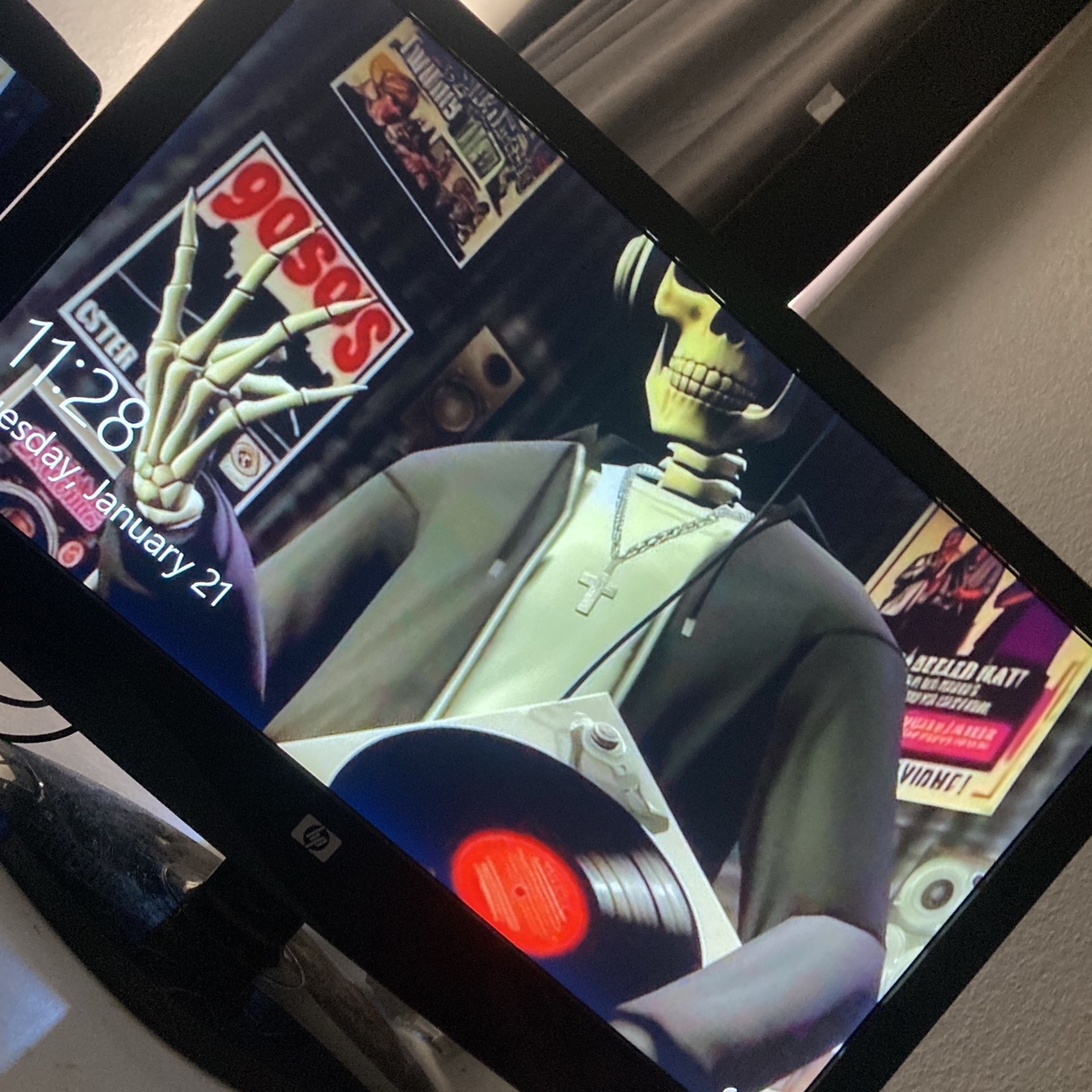20” HP computer monitor 