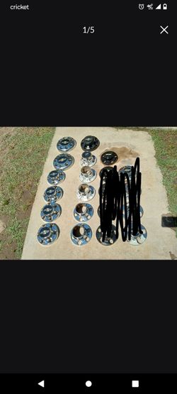 Chevy center caps $25 each center cap $25 dollars a cap