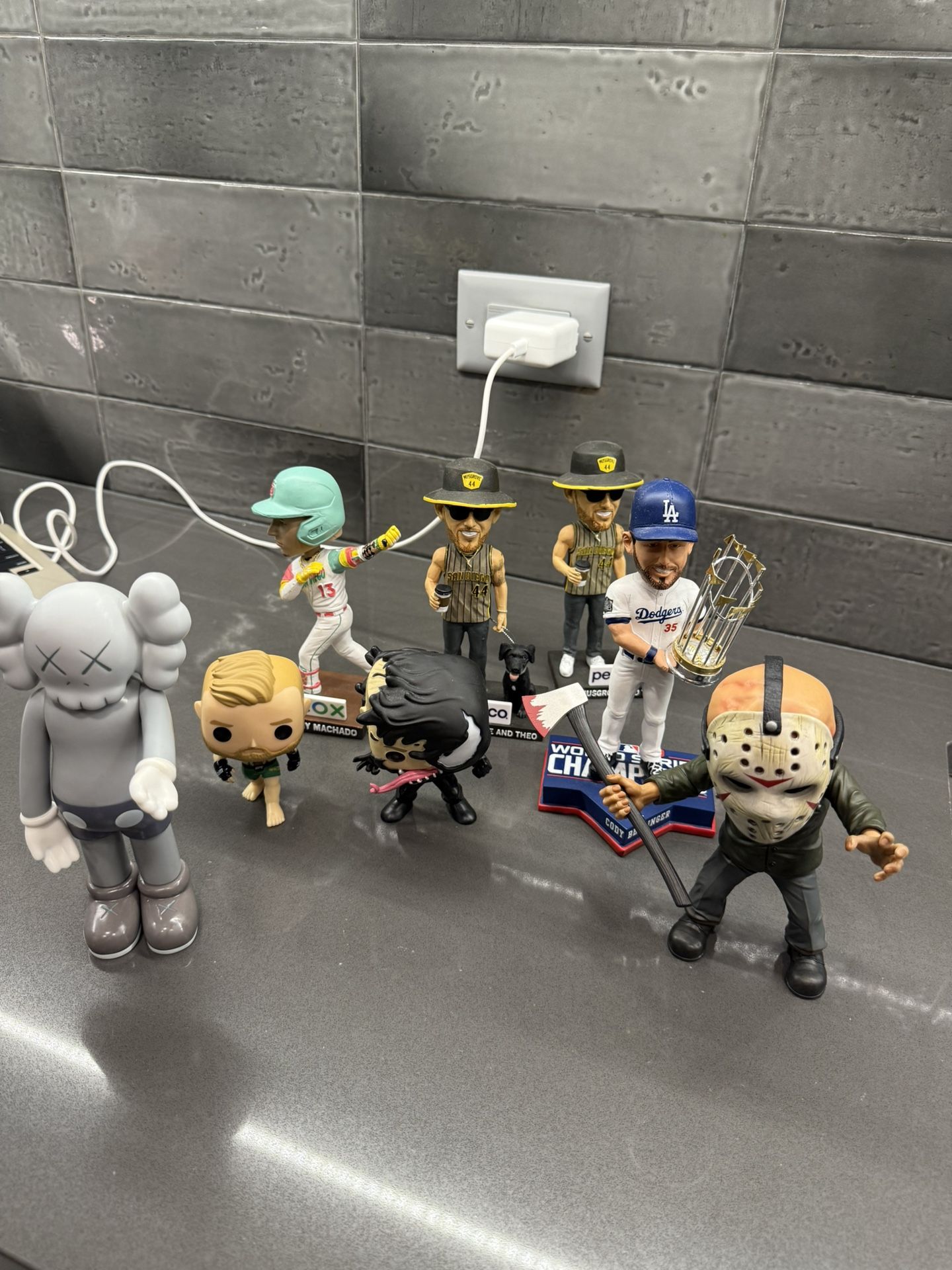 Bobble Heads And Action Figures 