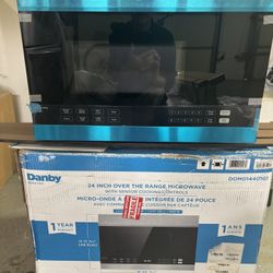 Danby 24”over The Counter/built In Microwave 