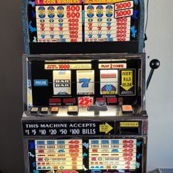 IGT. And Ballys 25 Cent Casino Slot Machines