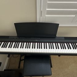 Yamaha Piano P115