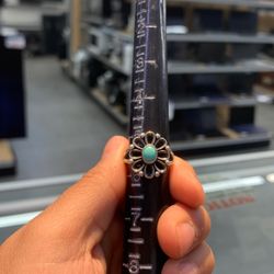 Jame Avery Retired Flower Ring 
