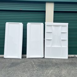 Delta Classic 500  48x72x34.  3-piece Direct-to-Stud Alcove Shower Surrounds In High Gloss White 