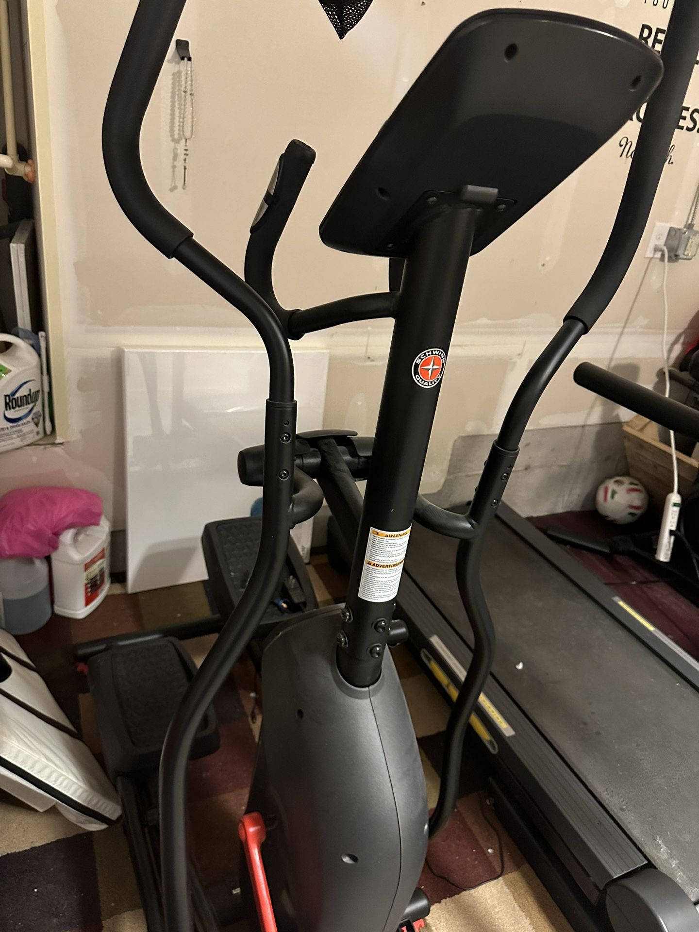 Schwinn 510E Elliptical Machine