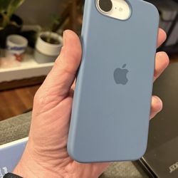 (Not $2) iPhone 16e (Read Description)