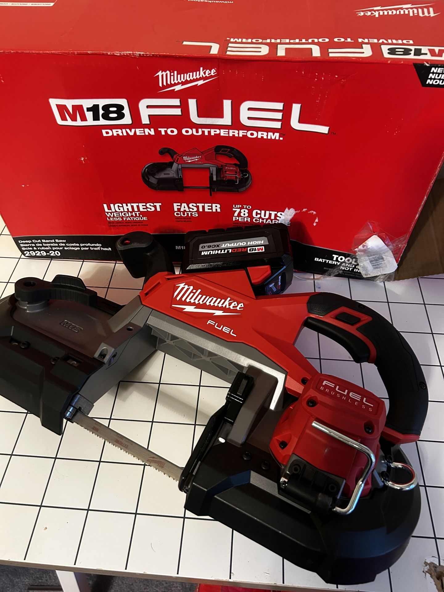 Milwaukee M18 Deep cut Band Saw
