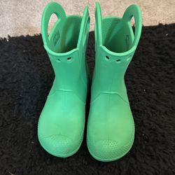 Kids croc rain boots