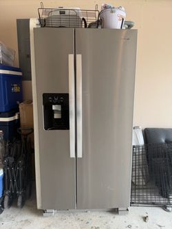 Whirlpool stainless steel Fridge