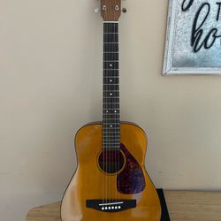 Yamaha Kids Acoustic Guitar