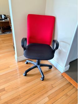 Red and black office chairs -cash only