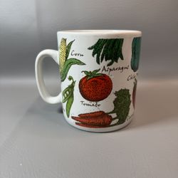 Extra Large Ceramic Coffee Vegetable Soup Mug Cup 26 oz White Various Vegetables