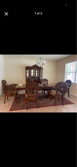 Dining Room Table, Chairs, and Hutch