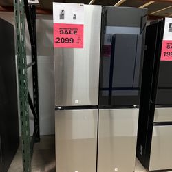 New family hub refrigerator 29 cu with beverage center - refrigerator de pantalla  model RF29DB9900QD