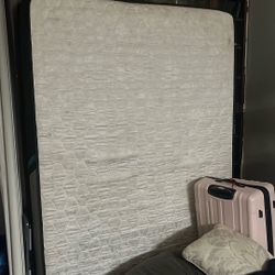 Queen Size Mattress For Sale