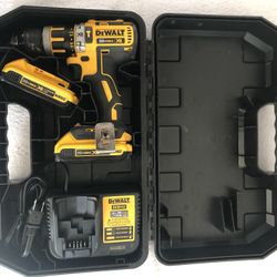 DEWALT DCD795D2
