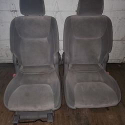Toyota Sienna 2nd Raw Car Sits $200 EACH