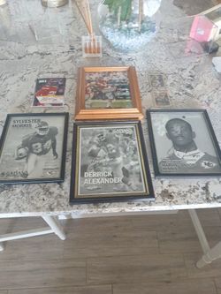 Chiefs Vintage Autographs Puctures Cards