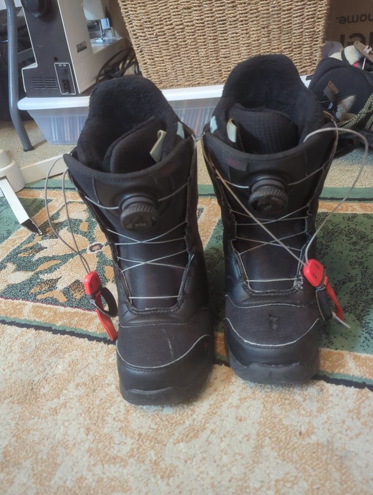 Burton Snowboard Boots Woman's