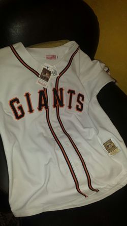 Rare Mays/Bonds commemorative jersey