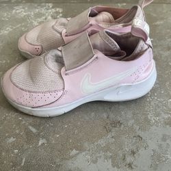 Girls Nike Shoes Size 1.5