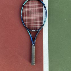 yonex ezone ace tennis racket(brand new strings, brand new grip)