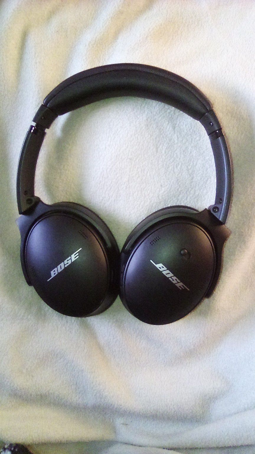 Bose Bluetooth 45 Comforts Noise Cancelling Headphones  *$150 OBO*