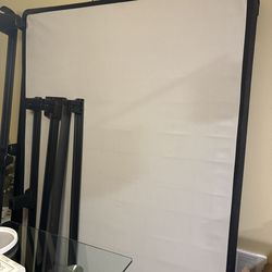Queen size box spring and a frame