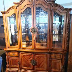 Michael Amini / AICO China Cabinet For Sale Or Trade 