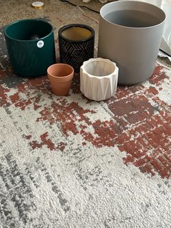 Plant pots $20 for the set