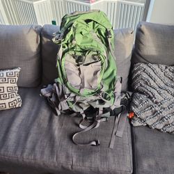 Hiking BACKPACK REI Venus 70