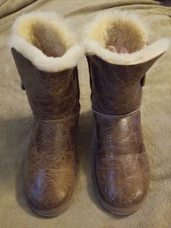 Womans Uggs sz 8