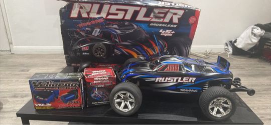 Electronic RC car
