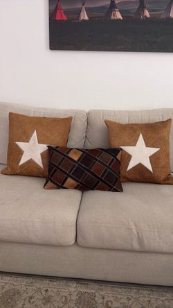 Throw Pillow Set of 3