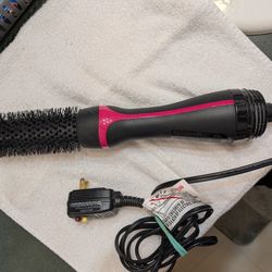 All in One Blow Dryer/ Round Air Styling Brush