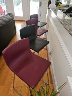 Set of 4 Leather Bar Stools with Chrome Legs