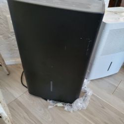 GEneral ELECTRIC Dehumidifier 50 Pint