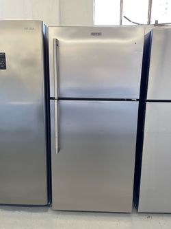 New Maytag 30” 19.3 Cu Ft Capacity Top Freezer Refrigerator in Stainless Steel / 1Year Warranty