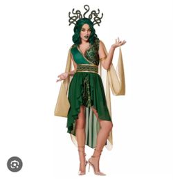 Brand New Spirit Halloween Medusa/Serpent Queen costume