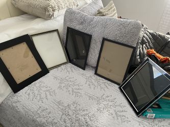 Pictures frames $8