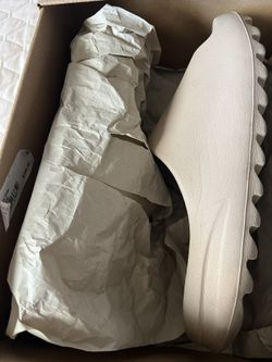 YEEZY